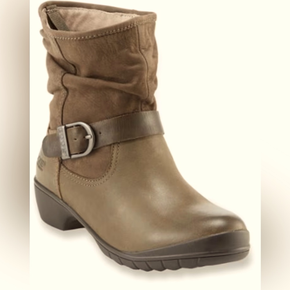BOGS Cassie Waterproof Leather Low Rain Boots 9 olive/tan slouchy